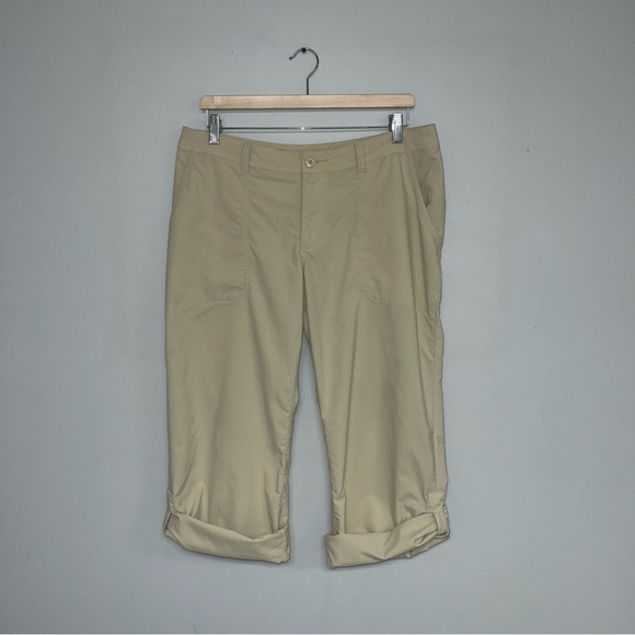 Patagonia Pants Women's Size 10 US Husk Tan Light Khaki Quandary Roll-Up Capris - Picture 7 of 15
